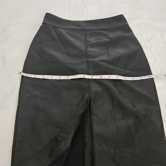 Babaton Black Midi Pencil Skirt with Slit - Picture 7 of 16